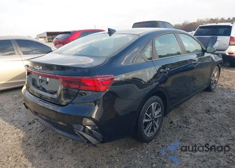 2024 Kia Forte Lxs из США, поврежденный, VIN 3KPF24AD7RE799390